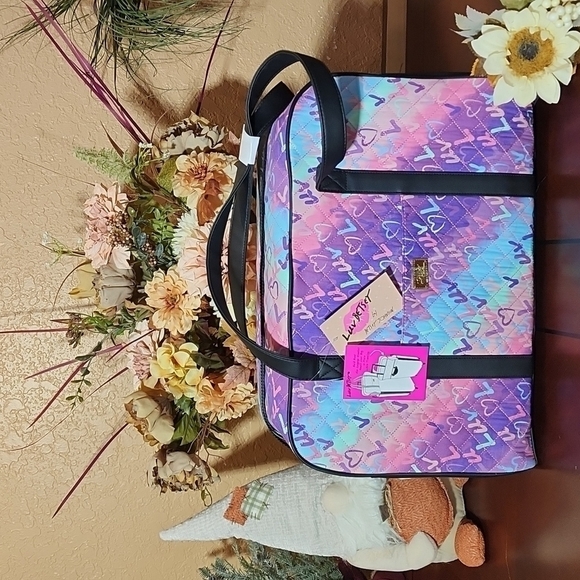 Betsey Johnson Handbags - NWT LUV BETSEY QUILTED WEEKENDER